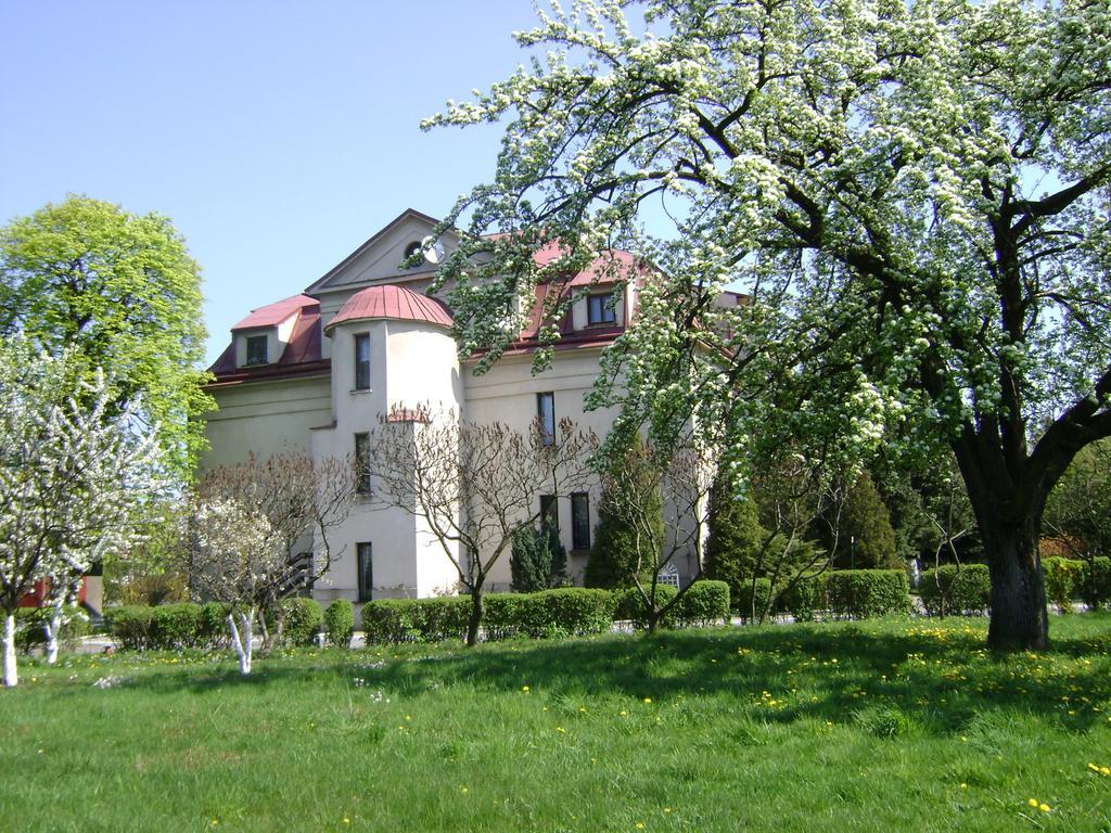 Hotel Kamieniec Oświęcim Kültér fotó